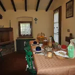 Casa Della Madonna *